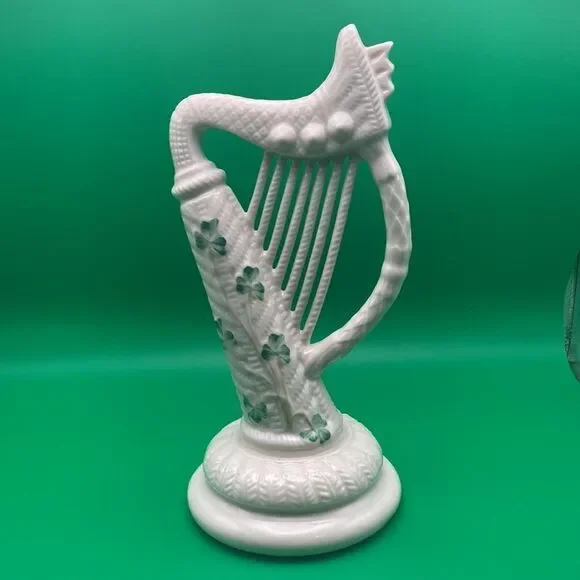 Belleek harp‎ with brown mark, excellent condition